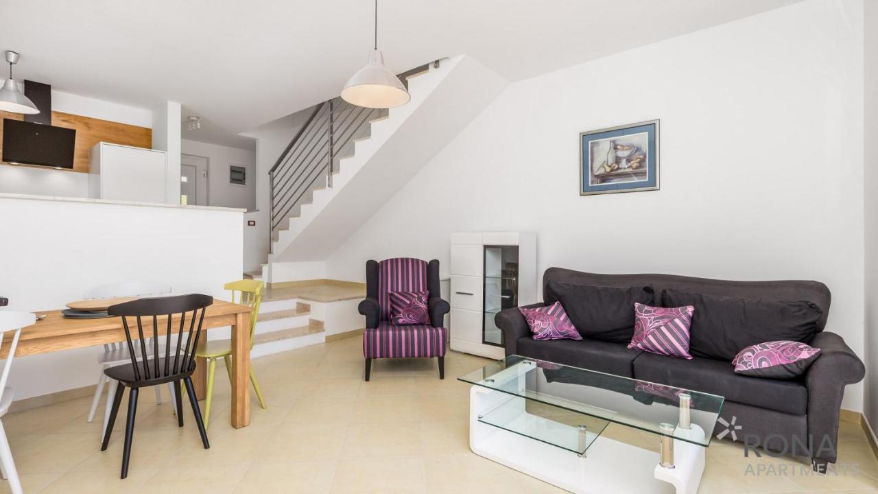 Rona Apartment Denis Umag Zewnętrze zdjęcie